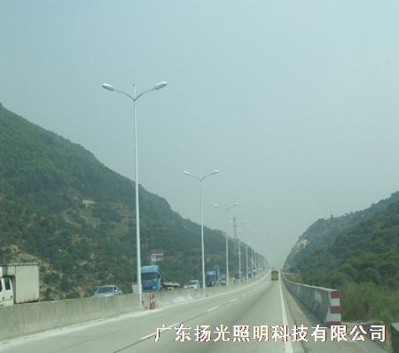 东莞厚大路道路照明工程